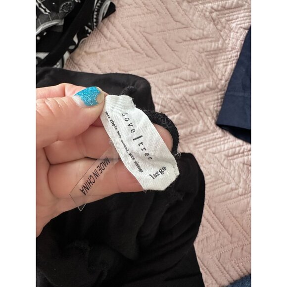 Love Tree black wide leg with trim on hem with soft foldover waistband Large - Picture 2 of 3